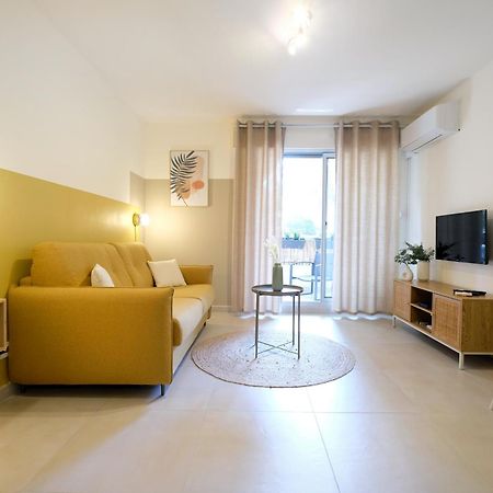 Studio Renove, 5Mn Plage, Terrasse, Clim, Velos Saint-Mandrier-sur-Mer Bagian luar foto